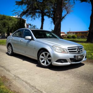 Mercedes-Benz C180 CGI 2012 BlueEFFICIENCY – Sedán Premium Automático